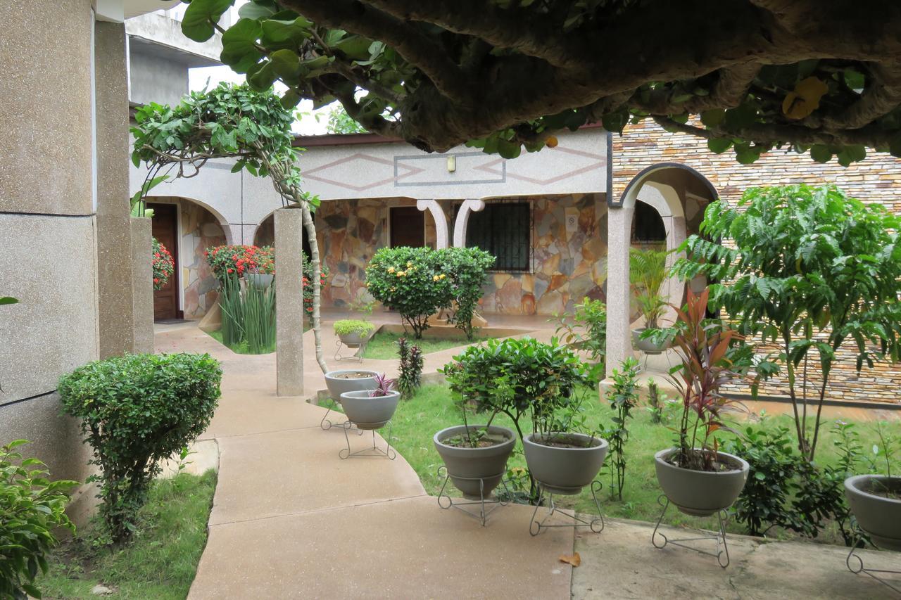Hotel Agbeviade Kpalimé Exterior foto
